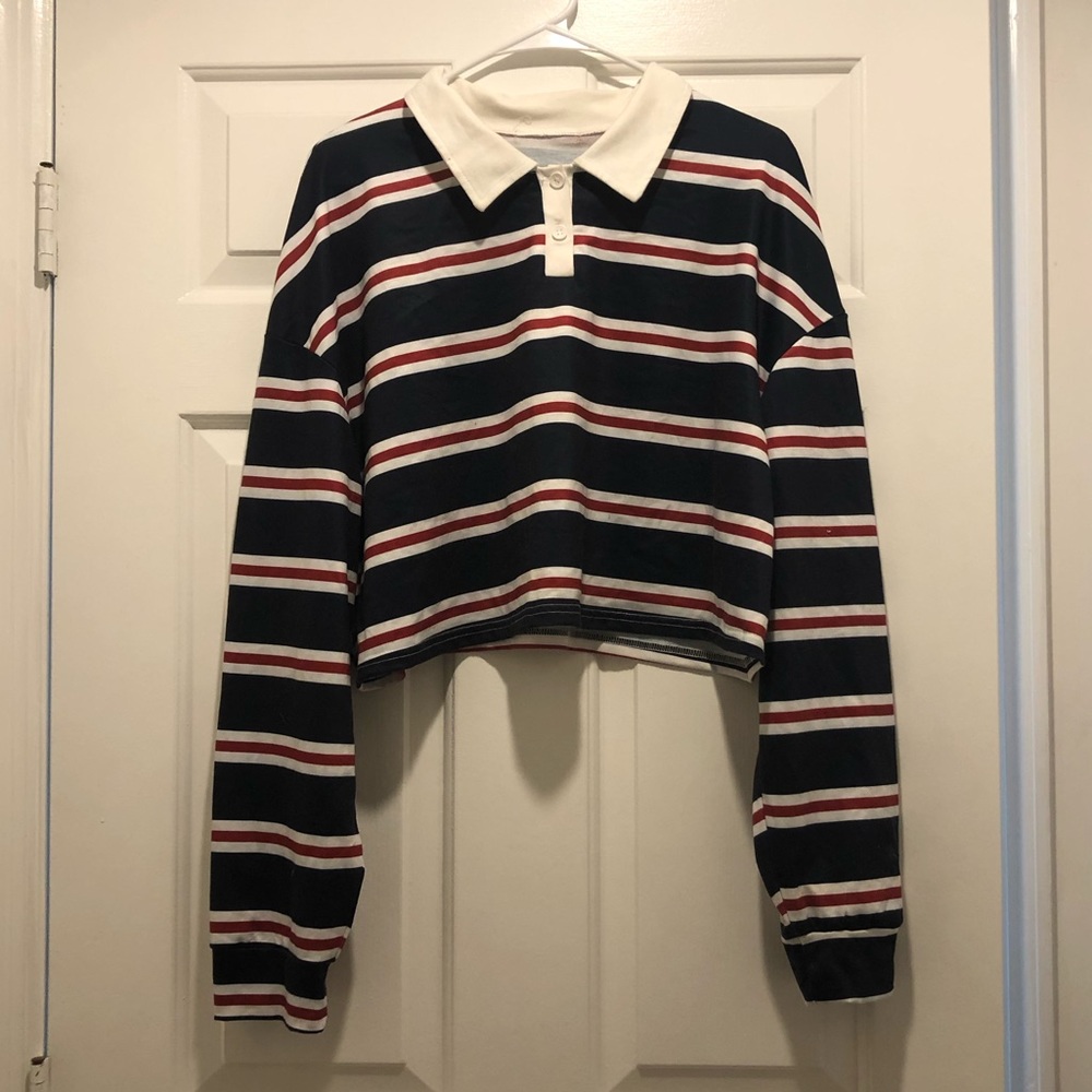 Striped crop top shirt